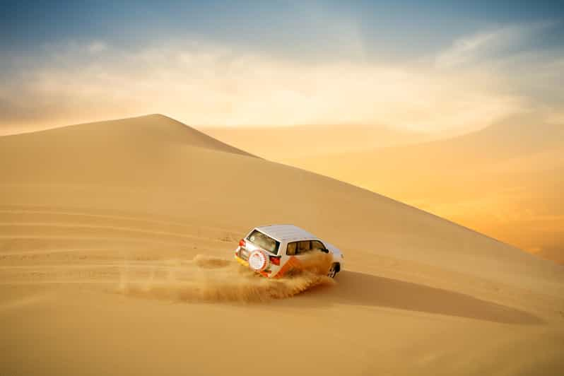 Desde Abu Dhabi: Dune Bashing Desert Safari | GetYourGuide