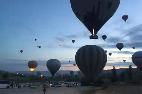 Cappadocia: Hot Air Balloon Watching