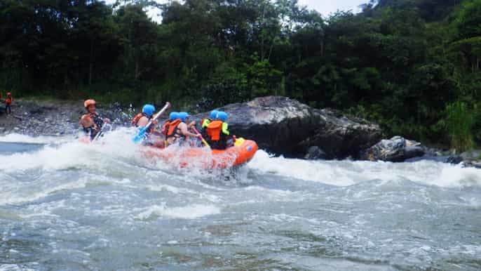 baños de agua santa whitewater rafting tour