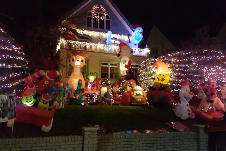 Cidade de Nova York: Passeio pelas luzes de Natal de Dyker HeightsTour em inglês