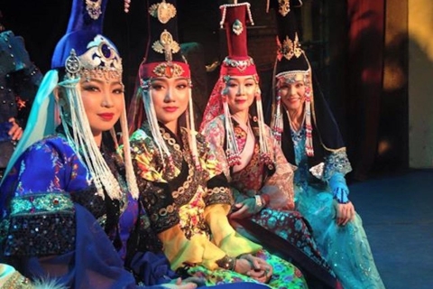 Ulaanbaatar: Entrada para el espectáculo de danza y música tradicionalEntrada para el espectáculo de música y danza tradicional
