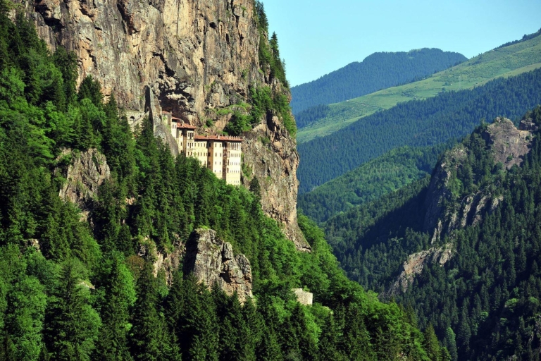 Trabzon: Sumela Monastery Day Tour met lunch