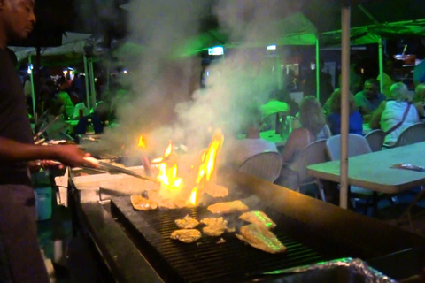 Bridgetown: Oistins Reservation with Drink & Hotel Transfer