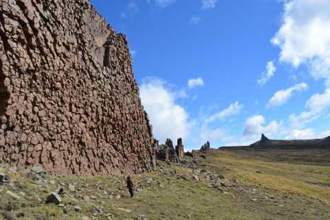 From Puerto Natales: Sierra Baguales Fossil Route Trek