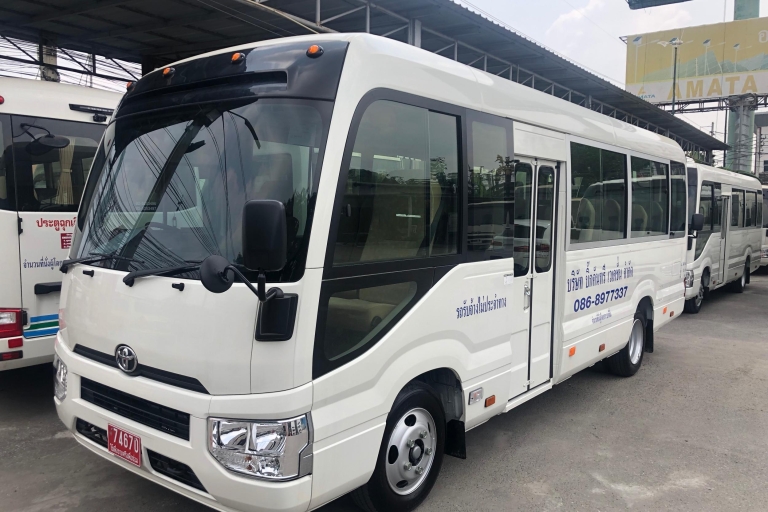 Bangkok: alquiler de minibús privado con guía