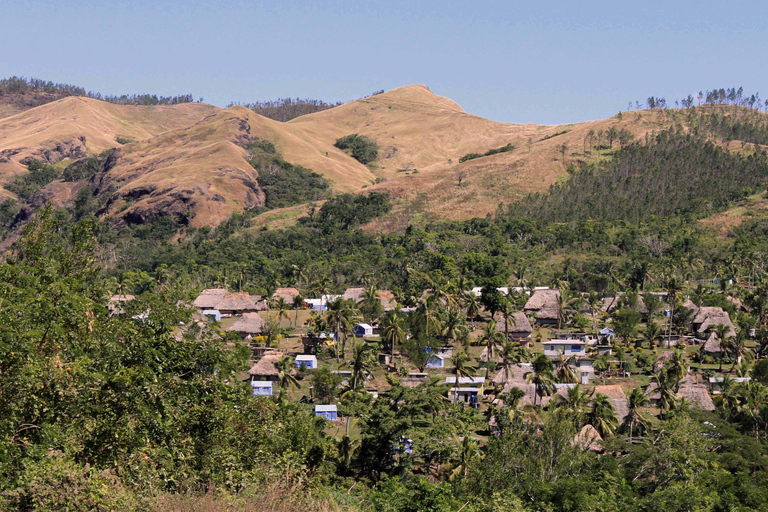 Fidżi: Wycieczka kulturalna do wioski Navala i tradycyjny lunchEx Outrigger_Shangri-la Resorts