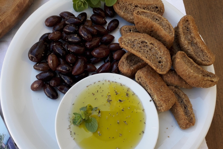 Kreta: Olivenöl-Verkostung mit kretischen Speisen