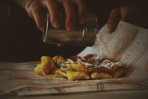 Centro de Atenas: tour privado y cata de comida griegaAtenas: tour privado de gastronomía griega de 4 horas