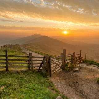 From Manchester: Derbyshire and Peak District Day Trip