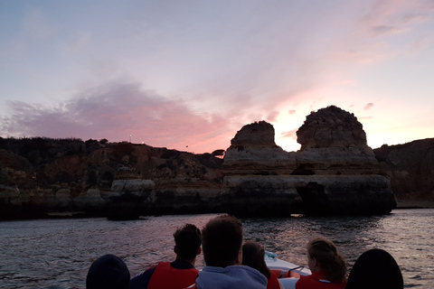 Lagos: Tour guidato di Ponta da Piedade al tramontoTour di gruppo condiviso