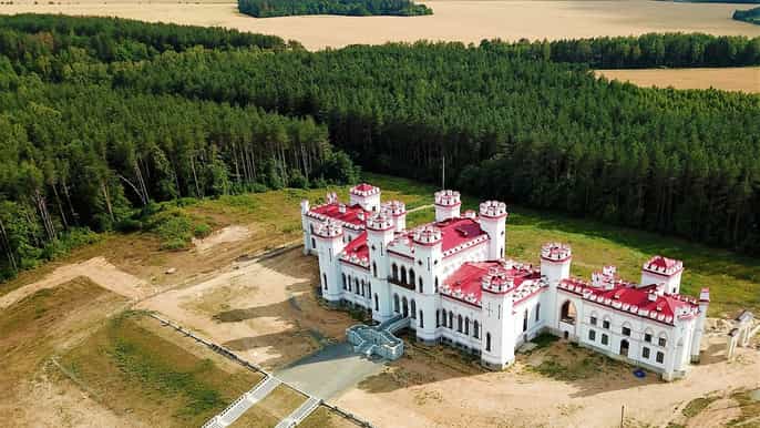 from minsk 4 main castles of belarus in 1 day private tour