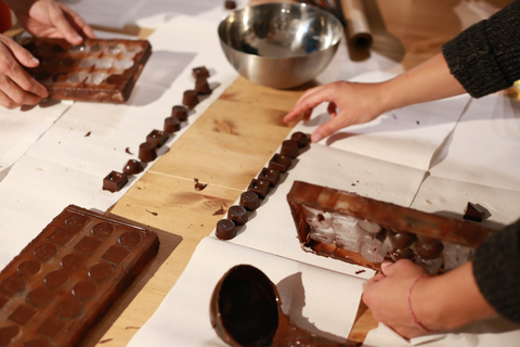 Bruges: Workshop de chocolate com praliné belga