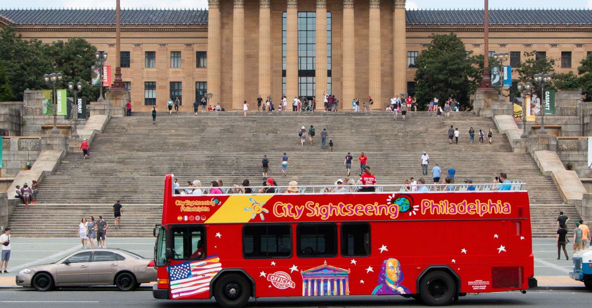 Philadelphia, Double-Decker Hop-on Hop-off Sightseeing Tour - Housity