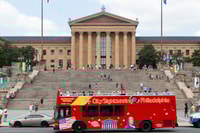 Филадельфия, двухэтажный тур по осмотрам достопримечательностей - Housity