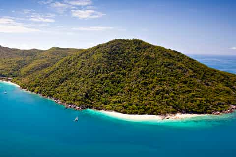 From Cairns: Fitzroy Island Full-Day Adventure Tour