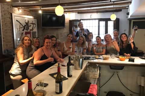 Tour de cata de vinos y tapas en Valencia