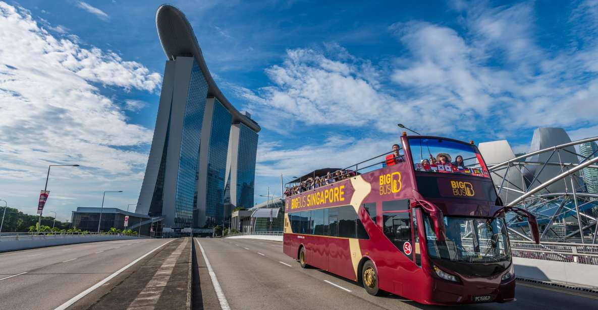 Singapore: City Highlights Open-Top Bus Hop-On Hop-Off Tour