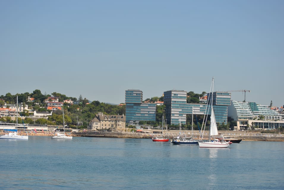 Excursão de vela com bebida em Cascais - Hizvo