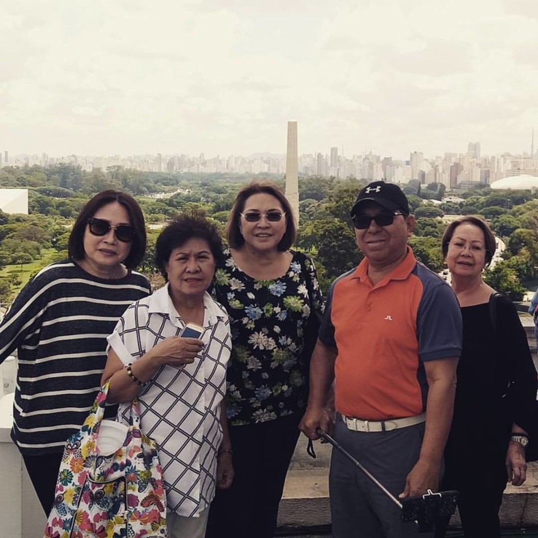 Colagem de mídia