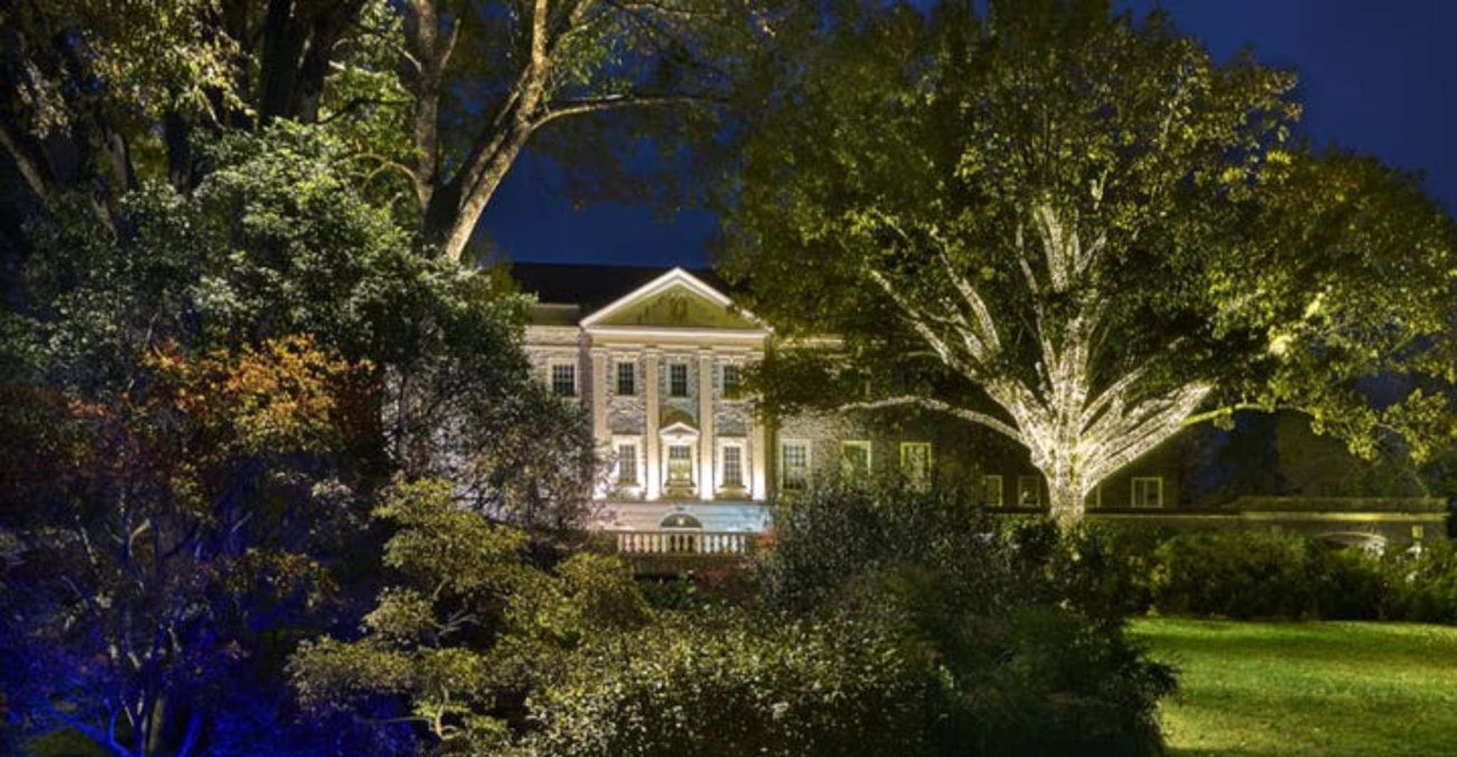 Nashville, Holiday Lights Trolley Tour im Cheekwood Mansion - Hizvo