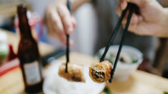 hanoi small group street food walking tour by night