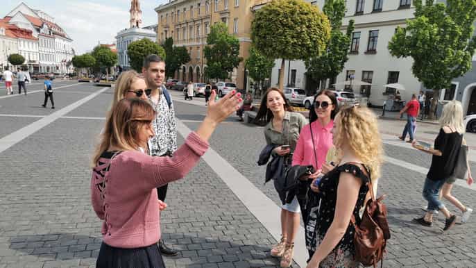 the majestic and royal vilnius walking tour