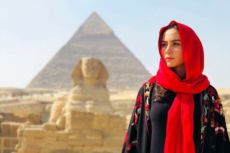 Cairo: Pyramids, Museum Visit & Dinner Cruise Combo