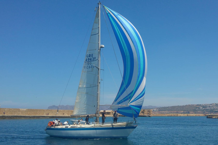 Chania: Crociera privata in barca a vela al mattino o al tramontoCreta: crociera privata al mattino o al tramonto