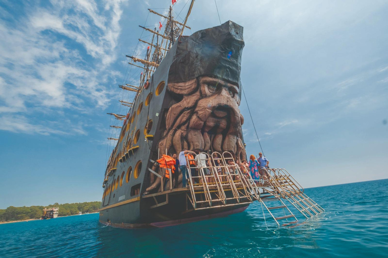 Antalya/Kemer: Luxury Pirate Boat Cruise with Lunch & Drinks Luxury Pirate Boat Cruise with Antalya Hotel Transfers