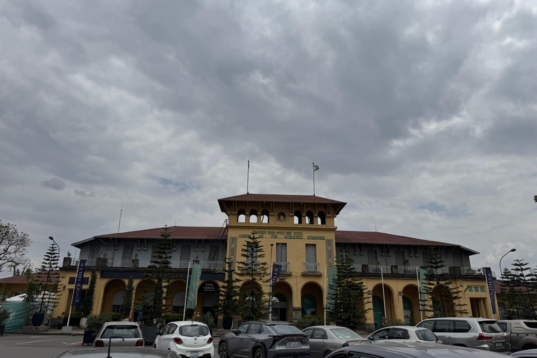 Addis Ababa: Full-Day Nature Tour with Wildlife & Villages