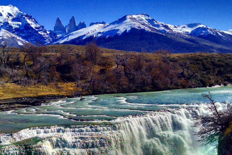 From El Calafate: Torres del Paine Full Day Tour From El Calafate: Torres del Paine Full Day - Shared Tour