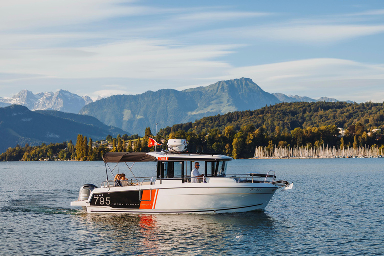Lake Lucerne: Private Luxury Boat Cruise