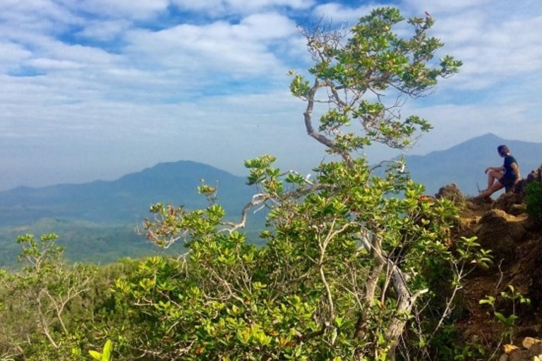 Puerto Princesa: Private Sonnenaufgangswanderung am Berg MagarwakNur Sunrise Trek