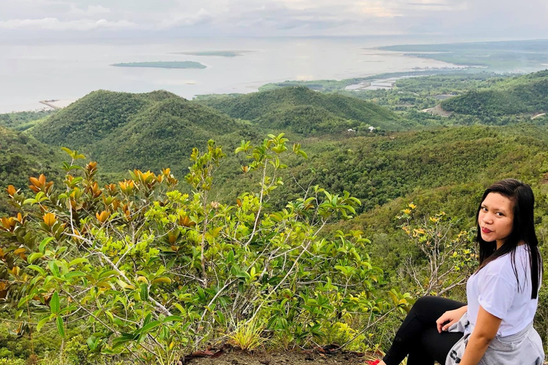 Puerto Princesa: Private Sonnenaufgangswanderung am Berg MagarwakNur Sunrise Trek