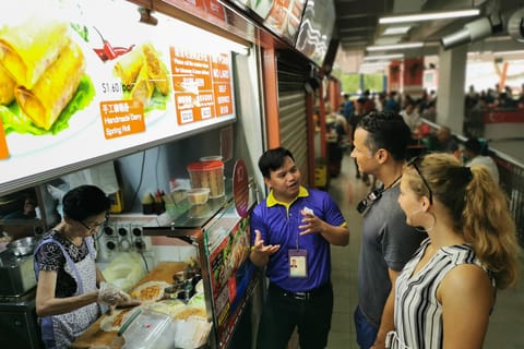 Small Group Tour: Michelin and Local Hawker Food Tour