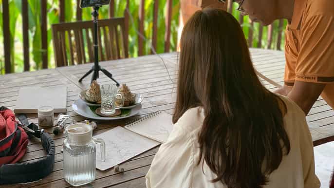 ubud 3hour traditional balinese painting class