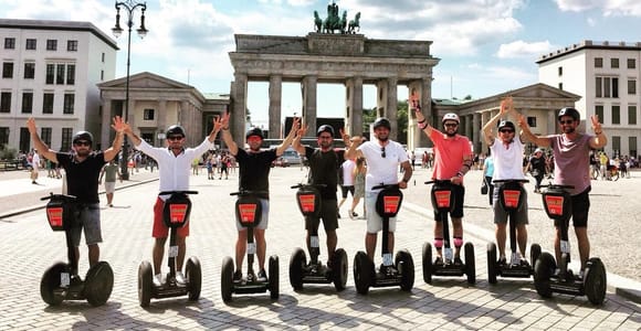 Berlin: 2-stündige Premium-Segway-Tour