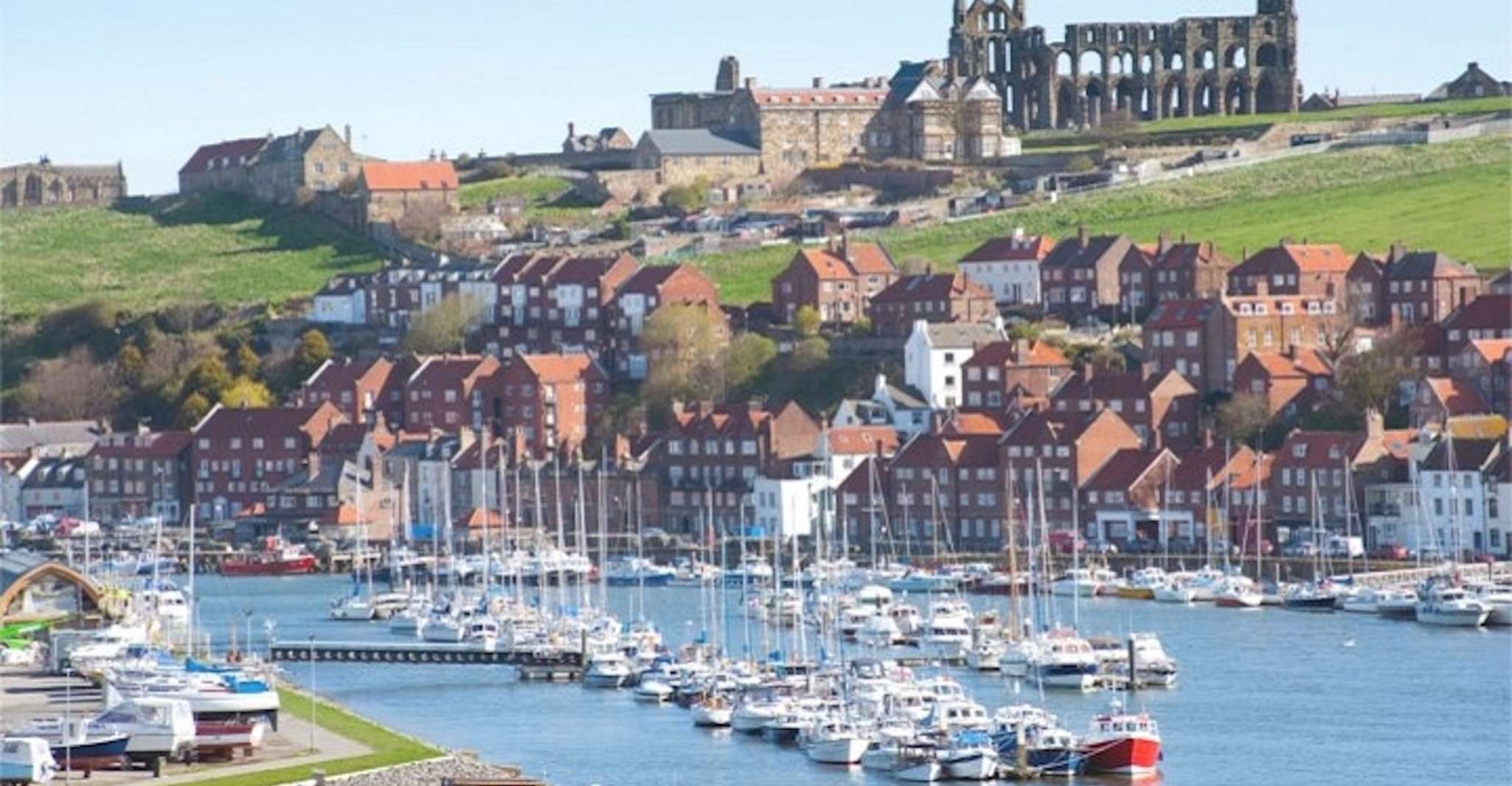 Buranın yakınındaki restoranlar: Day Trip to Whitby and The North York Moors - Hizvo