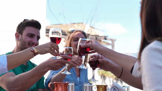 athens plaka walking tour and greek tasting workshop