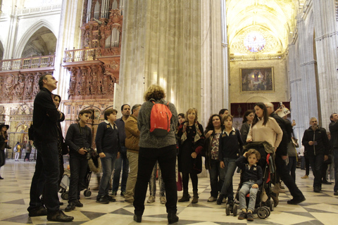 Sevilla: Königlicher Alcazar, Kathedrale und Giralda-Turm-TourTour auf Französisch