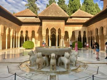 Alhambra : visite guidée avec entrée rapide