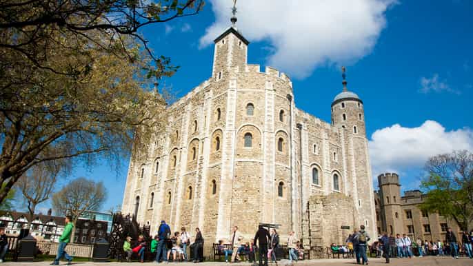 london hopon hopoff bus tower of london river cruise