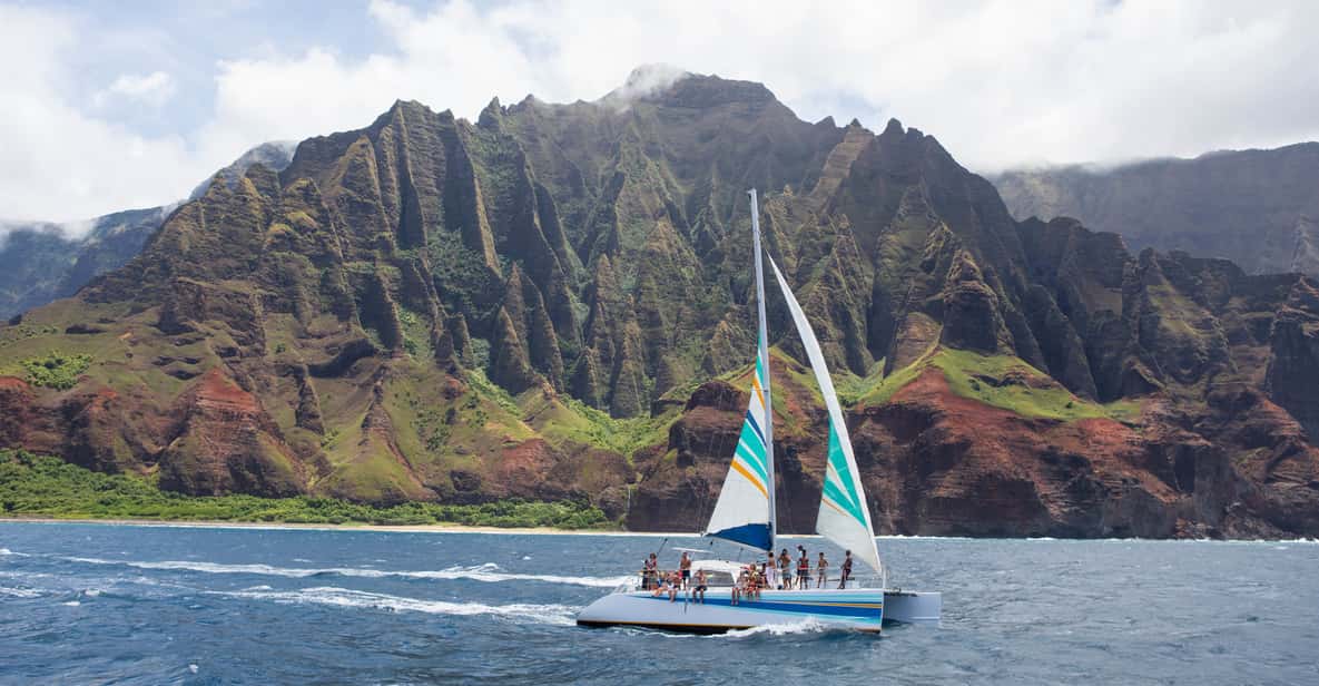 Kauai: Napali Coast Sunset Sail with Dinner