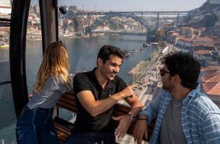 Porto: Rundgang, Buchhandlung Lello, Boot und Seilbahn