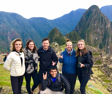 Machu Picchu: Private Tour Guide Service