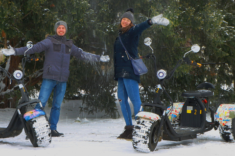 Prag: 2 Stunden Stadtrundfahrt per Harley E-Trike mit Guide2 Stunden Abenteuer in der Kleingruppe: 2 Personen pro Trike