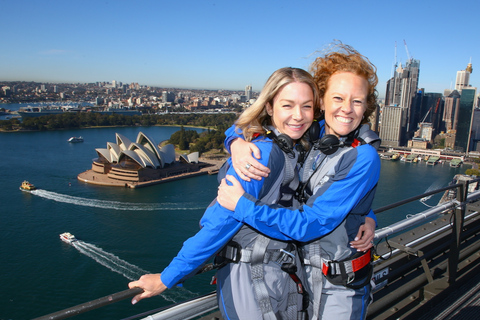 Sydney Subida diurna guiada al Puente del Puerto de Sídney13:45 Subida a la cumbre