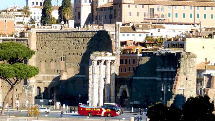 rome hoponhopoff bus guided catacombs tour