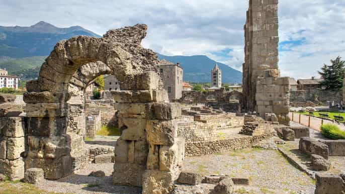 aosta recorrido privado a pie con degustaciones de comida y vino