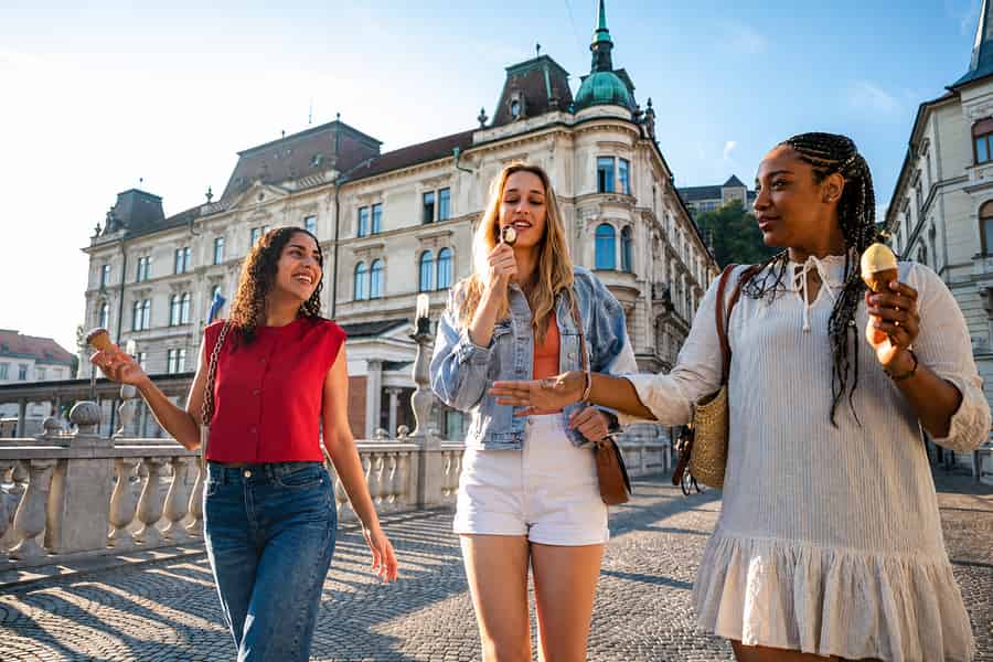 Zagreb: Bled- und Ljubljana-Tagestour mit Kaffee und Schokolade. Foto: GetYourGuide Zagreb: Bled- und Ljubljana-Tagestour mit Kaffee und Schokolade. Foto: GetYourGuide
